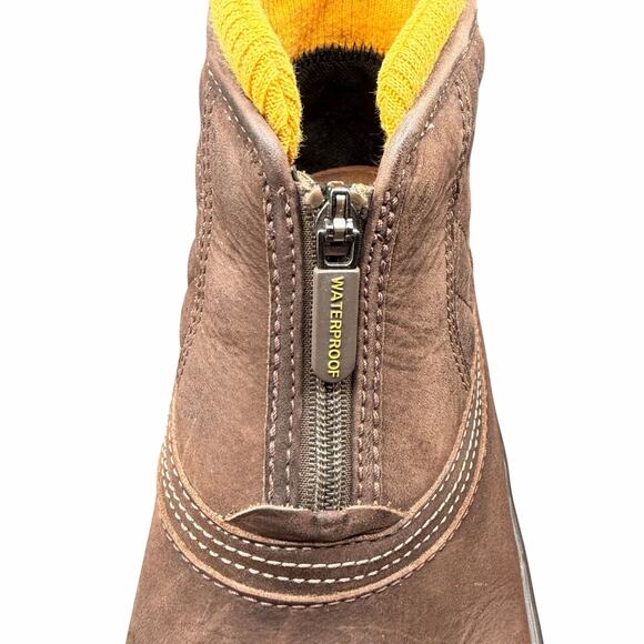 Clarks Muckers Waterproof Quilted Ankle Boots Brown Size 9W - Picture 11 of 13